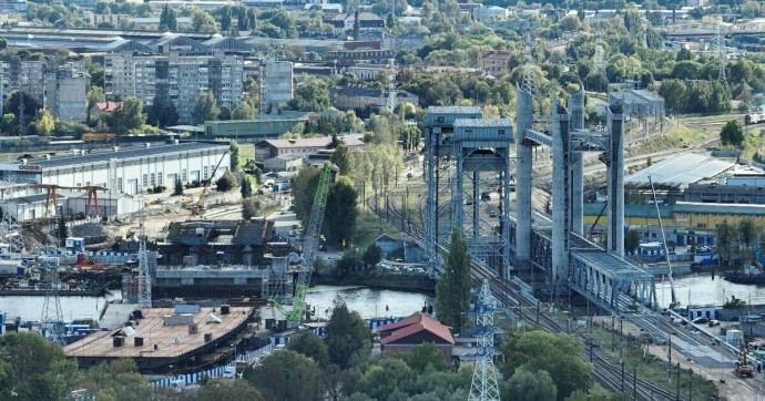 В Калининграде на сутки закроют движение по Портовой в районе пересечения со строящимся дублёром ж/д моста