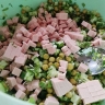 За месяц поезда РЖД перевезли семь тысяч тонн продуктов для оливье