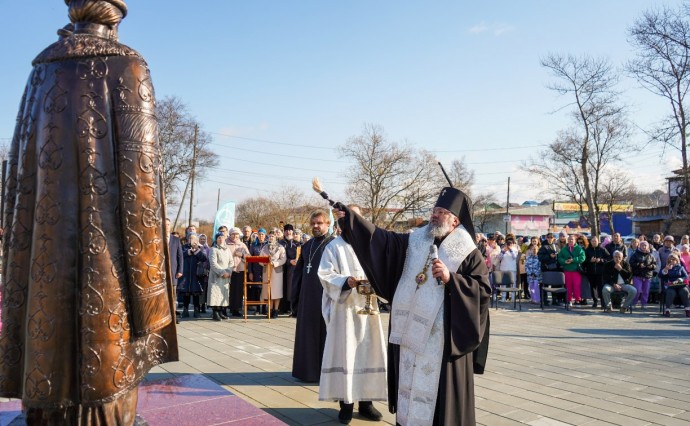 В Корсакове торжественно открыли набережную