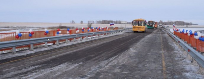 В Новосибирской области открыли для проезда новый мост