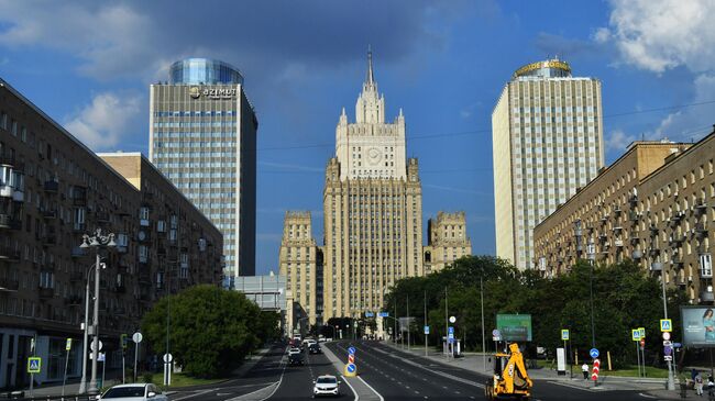 Россия озабочена возможностью эскалации на Ближнем Востоке, заявил МИД