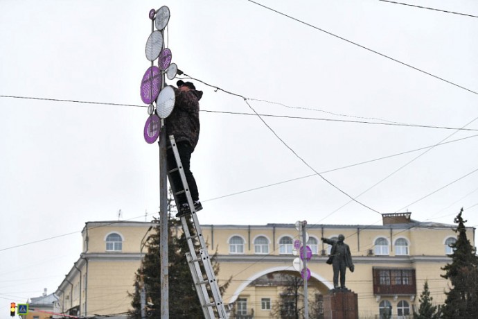 На Московском проспекте в Ярославле сузят проезжую часть для монтажа новогодних украшений