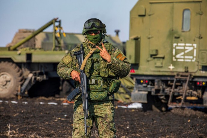 Боец из Нагорского района ушел от дронов и вывез раненых с поля боя