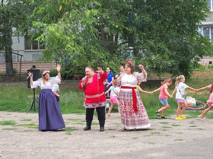 В Пензе провели праздник для жителей улицы Рахманинова