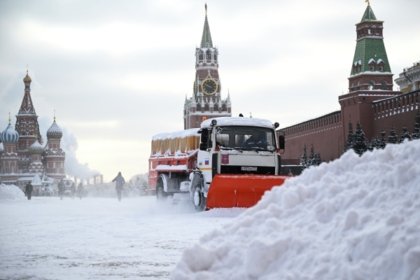 Коммунальные службы Москвы перевели в режим повышенной готовности