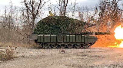 Экипаж танка Т-80БВМ уничтожил опорник и склад ВСУ на Красноармейском направлении