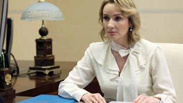 Львова-Белова поздравила дошкольных работников с профессиональным праздником