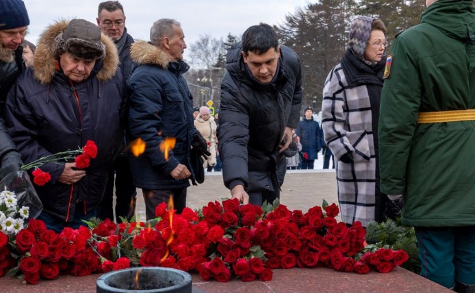 Южносахалинцы почтили память защитников Отечества