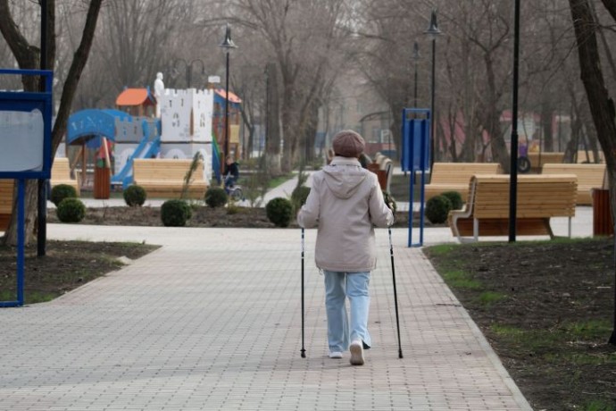 Пенсионеры начали получать повышенные выплаты