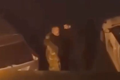 В Петербурге мужчина избил участника СВО и попал на видео