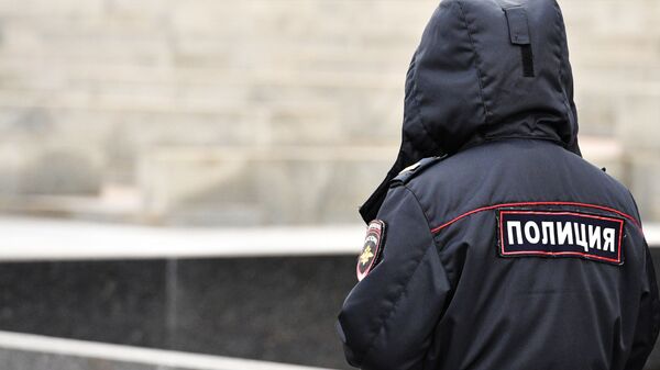 В Москве мужчина напал на следователя, прибывшего с обыском