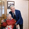 Сергей Собянин поздравил ветерана ВОВ Ивана Слухая с 100-летием