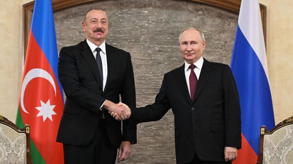 Путин и Алиев проведут переговоры в Москве