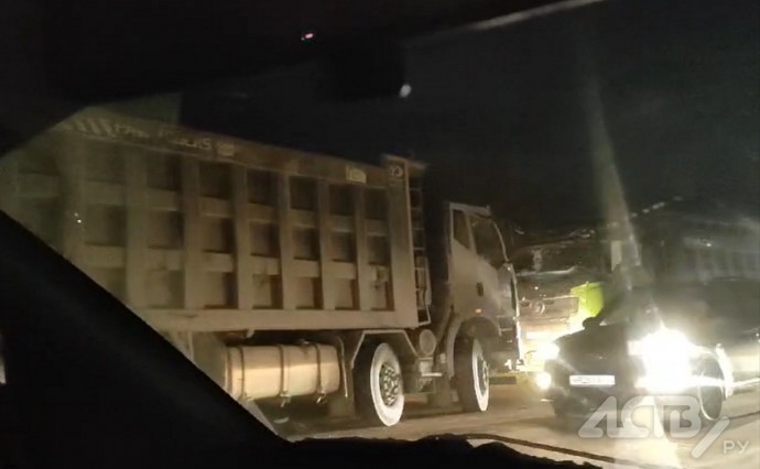 Вечернее ДТП еще больше парализовало движение в Октябрьском