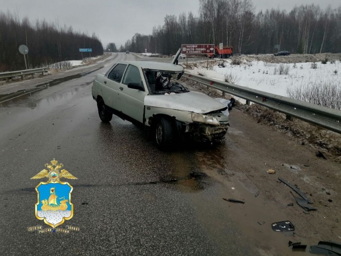 Юный водитель погиб во время аварии на костромской трассе