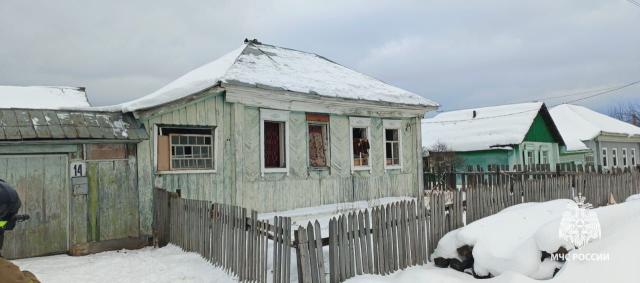 В Башкирии из-за взрыва газа выбило окна в частном доме