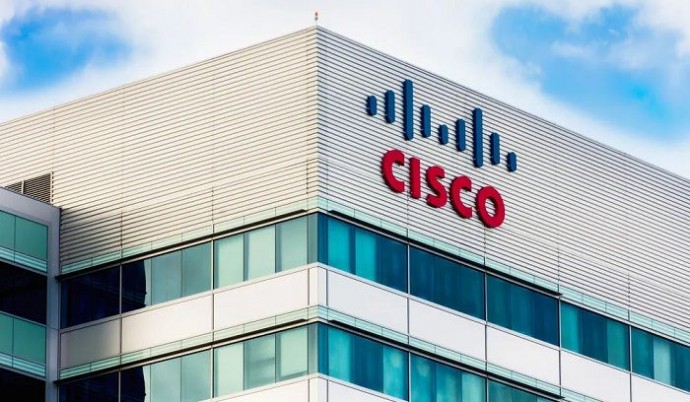 Cisco готовится к новой волне сокращений, смещая фокус на кибербезопасность и ИИ