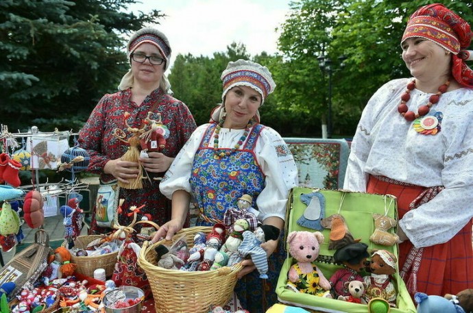 В Совфеде проследят за исполнением закона о кассовых аппаратах на ярмарках