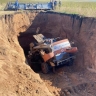 Водитель комбайна погиб в Нукутском районе при провале техники в карстовую воронку