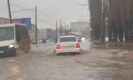 В Пензе ушел под воду микрорайон Север. ВИДЕО