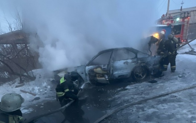 В Магнитогорске сгорел автомобиль