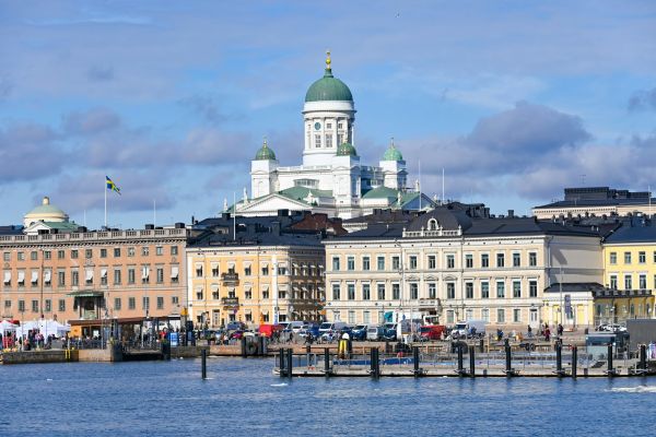 Больно ударило: Финны не нашли замену российским туристам