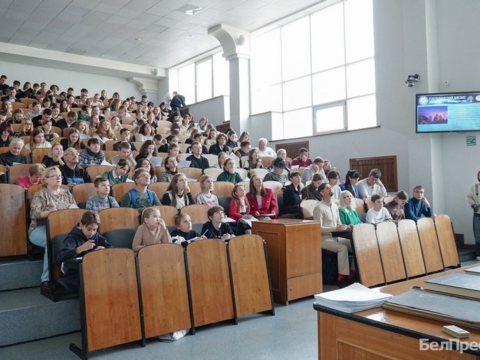 Белгородцы написали Всероссийский географический диктант