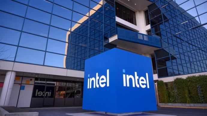 Intel наверняка столкнётся со снижением квартальной выручки на 8%