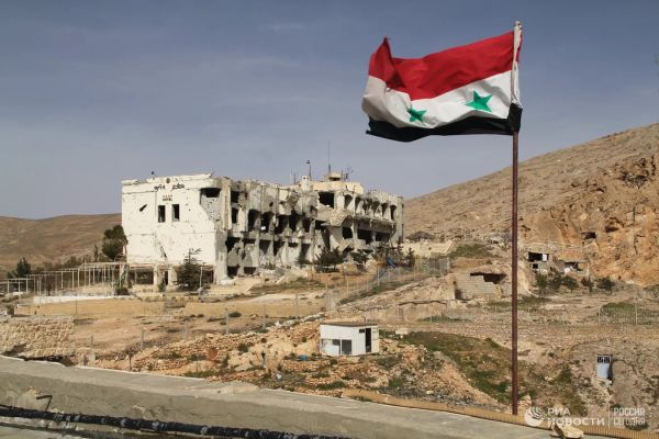 Сирийские власти отменили Конституцию в стране
