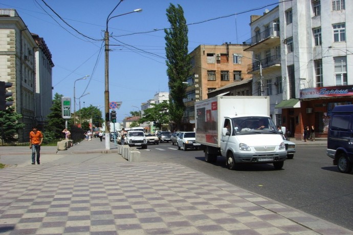 В Дагестане 20 школьников избили девятиклассника за деньги