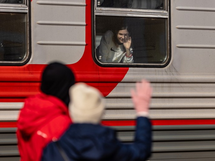 Гладков рассказал о дополнительных поездах из Белгорода в Москву на новогодние праздники