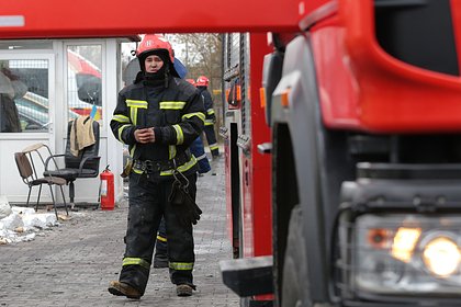 На Украине снова сожгли машину военного ВСУ