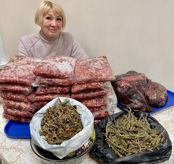 Фермер из Бурятии возит в Москву гостинцы раненым на СВО бойцам