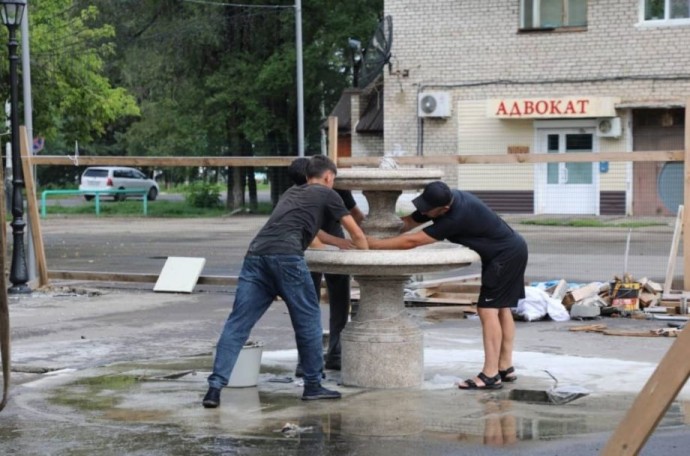 Фонтан раздора: в приморском поселке появилась новая свалка?