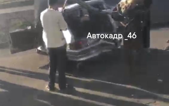 В Курске на улице Магистральной припаркованный автомобиль сбил пешехода