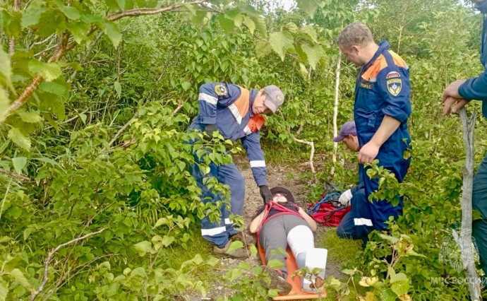 Женщине повредила ногу в районе вулкана на Итурупе