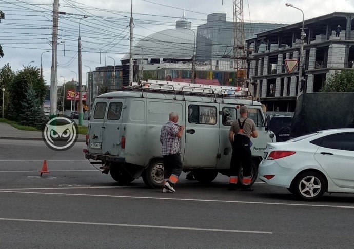 Пензенцы сообщают об очередном провале асфальта в центре города