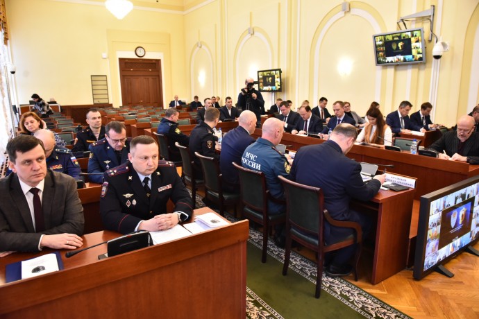 Народных дружинников привлекут к обеспечению безопасности новогодних мероприятий в Ярославской области