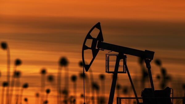 Нефть дорожает после прекращения предвыборной кампании Байдена