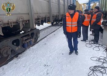 В Тынде с рельсов сошел вагон грузового поезда