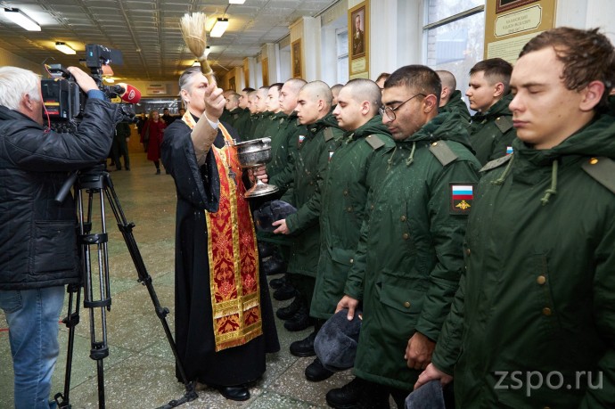 В Пензе проводили в армию первых новобранцев осеннего призыва