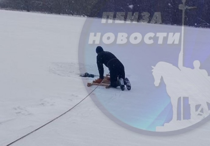 На реке в Пензе под слоем льда погиб мужчина
