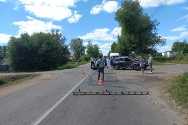 Появились подробности ДТП с "Рено" и мотоциклом в Торжке: есть погибший