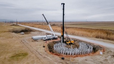 В России приступили к строительству крупнейшей ветряной электростанции