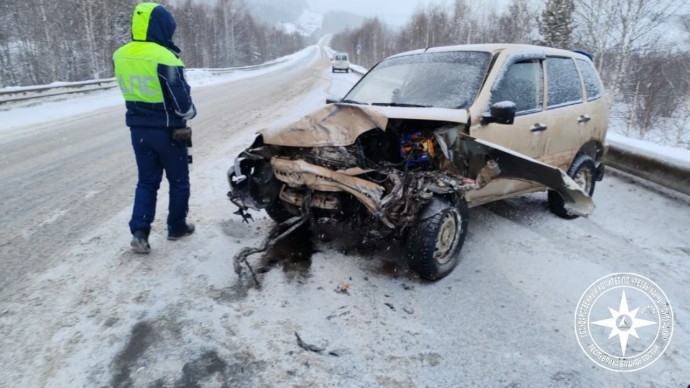 В Башкирии спасатели помогли пострадавшим в ДТП