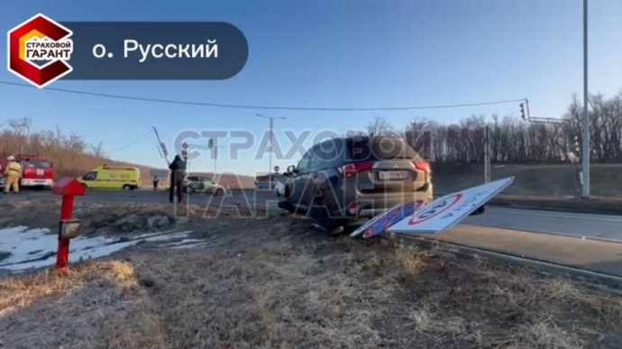 Машины в мясо. Два серьезных ДТП произошло утром на острове Русском во Владивостоке