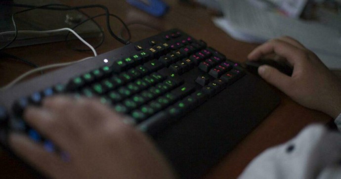 В Госдуме предложили игровым платформам согласовывать покупки детей-геймеров с их родителями