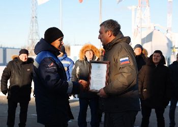 Глава Приамурья поблагодарил работников Восточного