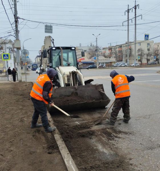 На астраханских улицах наводят порядок