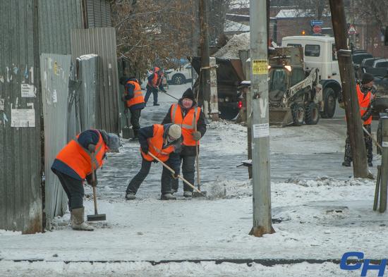 Администрация Иркутска усилила контроль за качеством уборки дворовых территорий